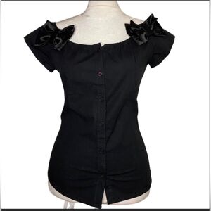 Hot Topic Black Puff Sleeve Ruffled Blouse